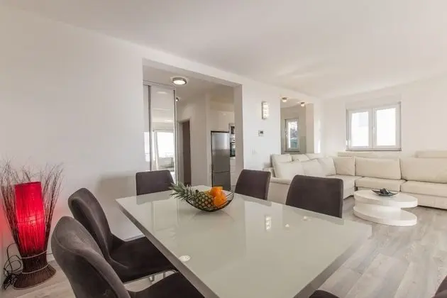 Apart Daire (Ivan - sea view - A2(4+1))