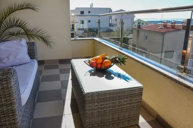 Apart Daire (Ivan - sea view - A2(4+1))