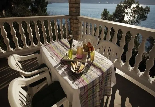 Apart Daire (Ivan Z - 10 m from sea - A4(2))