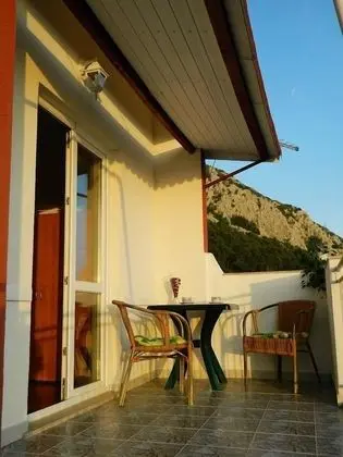Apart Daire (Ivan Z - 120m from the sea - A1(2+1))