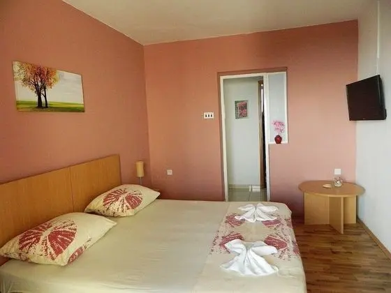 Apart Daire (Ivan Z - 120m from the sea - A2(2))