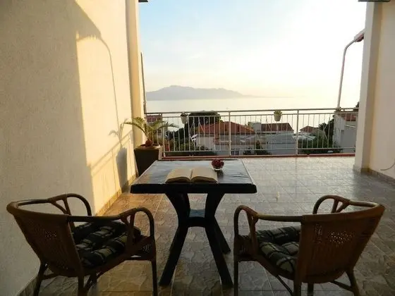Apart Daire (Ivan Z - 120m from the sea - A2(2))
