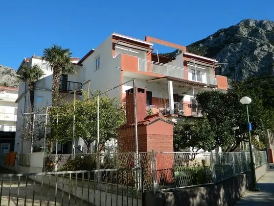 Apart Daire (Ivan Z - 120m from the sea - A2(2))