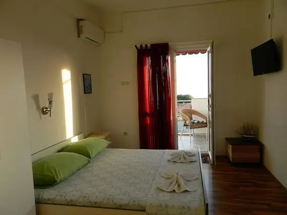 Apart Daire (Ivan Z - 120m from the sea - A3(2+1))