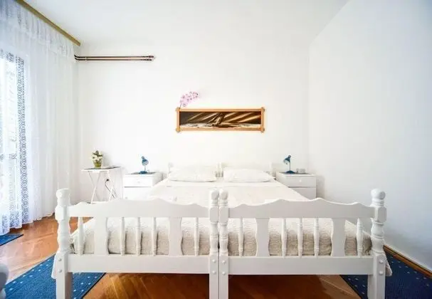Apart Daire (Ivan Z2 - 250 m from beach - A1(8))