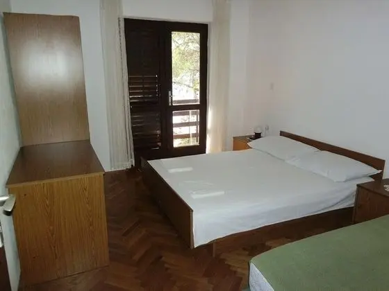 Apart Daire (Ivan1 - 10m from the beach with parki)