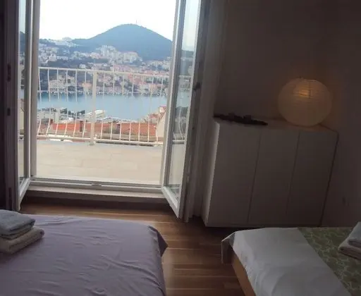 Apart Daire, Deniz Manzaralı