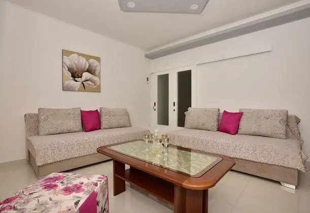 Apart Daire, 2 Yatak Odası (Cvita)