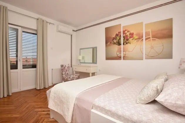 Apart Daire, 2 Yatak Odası (Snjezana)