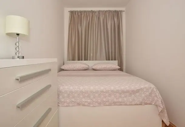 Apart Daire, 2 Yatak Odası (Snjezana)