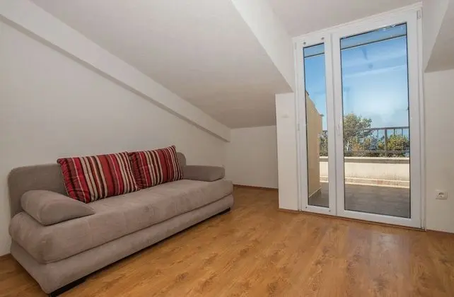 Apart Daire, Deniz Manzaralı (Top View)