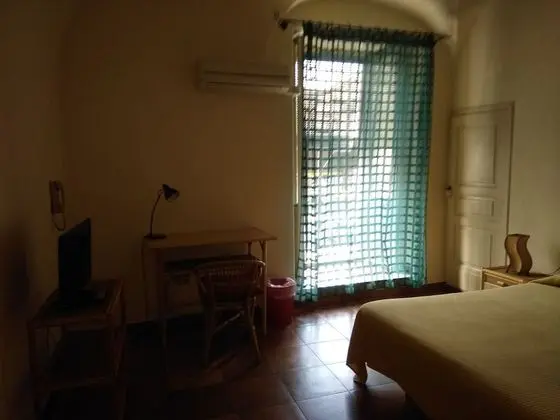Standard Tek Büyük Yataklı Oda, Banyolu/Duşlu