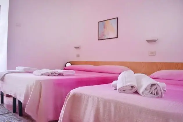 Tek Büyük veya İki Ayrı Yataklı Oda