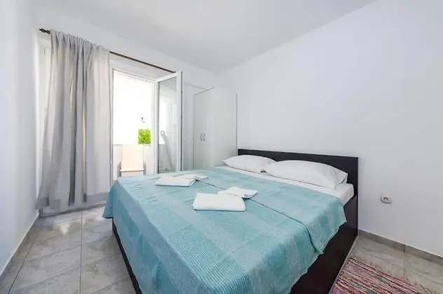 Apart Daire (Ivanac - close to the beach - A1 (6+2)