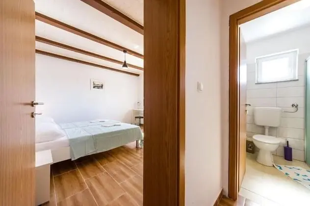 Apart Daire (Ivanac - close to the beach - A2 (2+2)