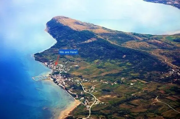 Apart Daire (Ivanac - close to the beach - A2 (2+2)