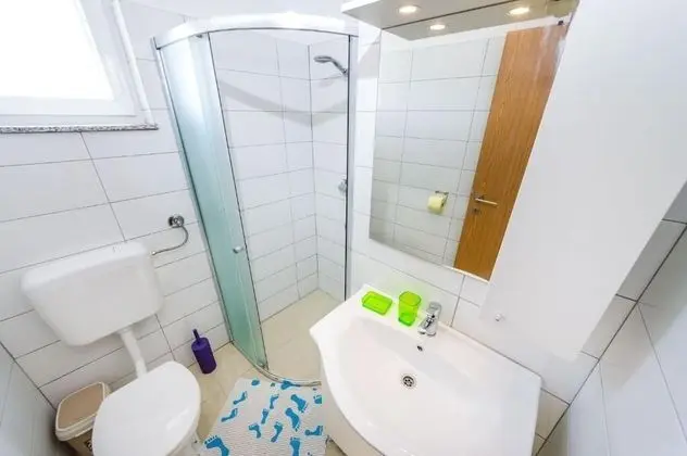 Apart Daire (Ivanac - close to the beach - A2 (2+2)