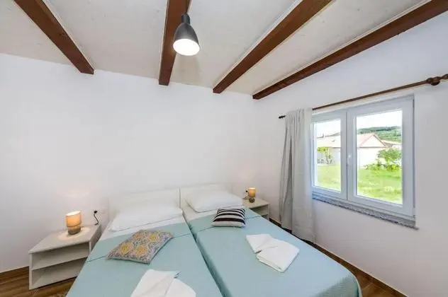 Apart Daire (Ivanac - close to the beach - A3 (2+2)