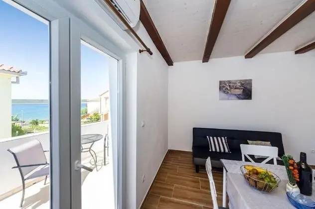 Apart Daire (Ivanac - close to the beach - A3 (2+2)