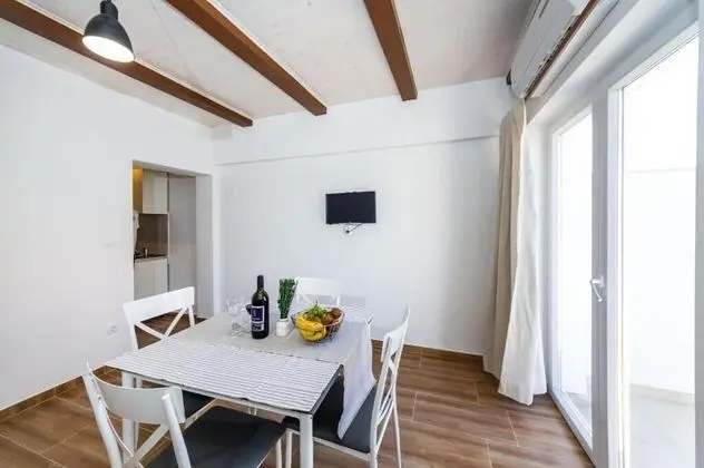 Apart Daire (Ivanac - close to the beach - A3 (2+2)