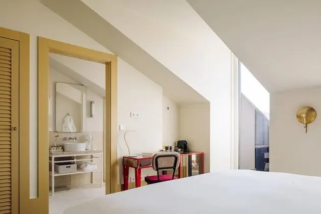 Superior Oda, 1 En Büyük (King) Boy Yatak, Sigara İçilmez, Avlu Manzaralı