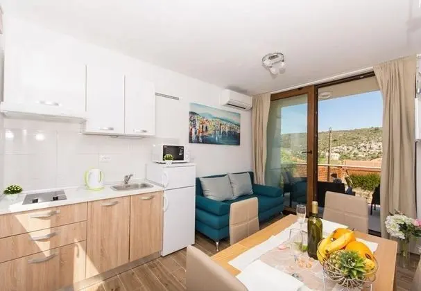 Apart Daire (Ivica - 100m from the sea - A1(2+2))