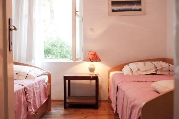 Apart Daire (Ivica - 40 m from beach - A1(4))