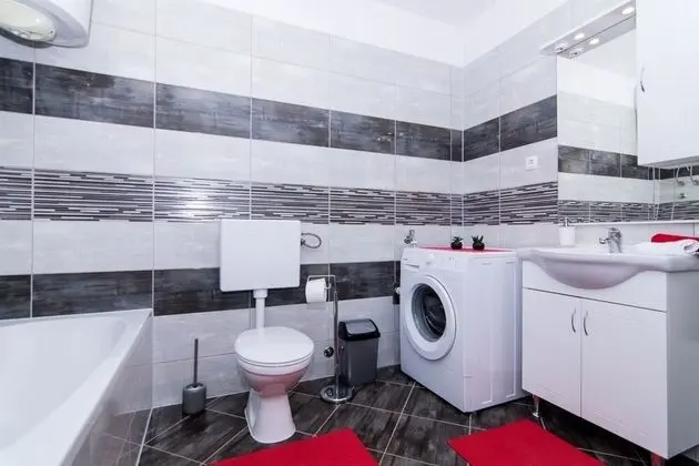 Apart Daire (Ivica - garden terrace - A2(2+2))