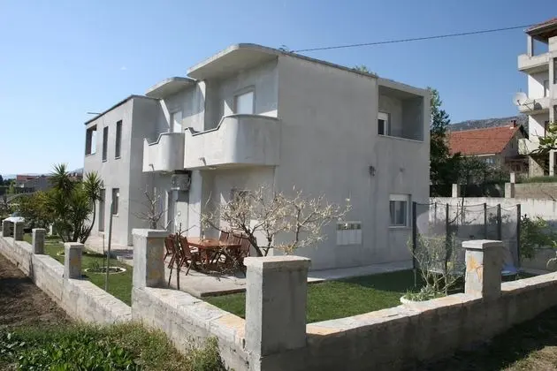 Apart Daire (Ivica - parking - A1(4+2))