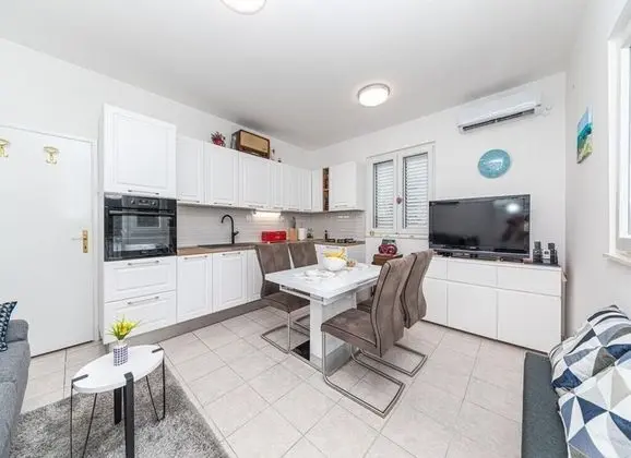Apart Daire (Ivica - sea view - A1(6))