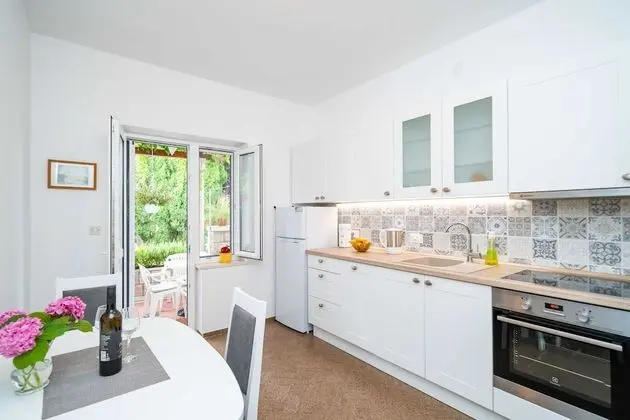 Apart Daire (Two-Bedroom Apartment with Terrace)