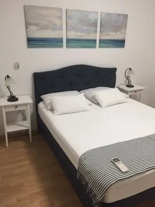 Apart Daire (Two-Bedroom Apartment with Terrace)