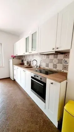 Apart Daire (Two-Bedroom Apartment with Terrace)