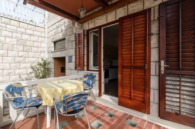 Apart Daire (Two-Bedroom Apartment with Terrace)