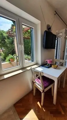 Stüdyo (Studio Apartment with Terrace)