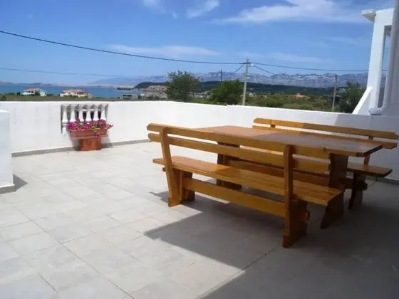 Apart Daire (Ivo - 0,5 km from sandy beach - A2(6+)