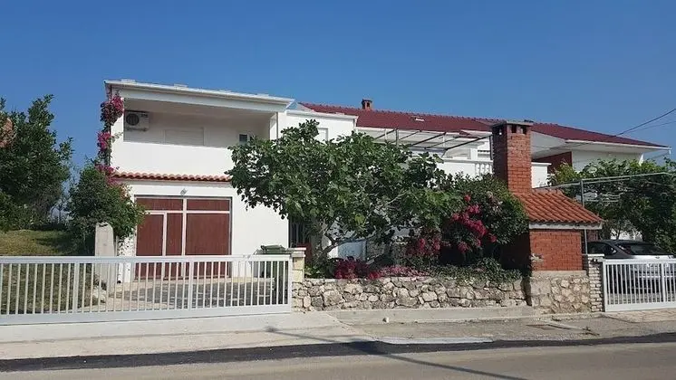 Apart Daire (Ivo - 0,5 km from sandy beach - A2(6+)