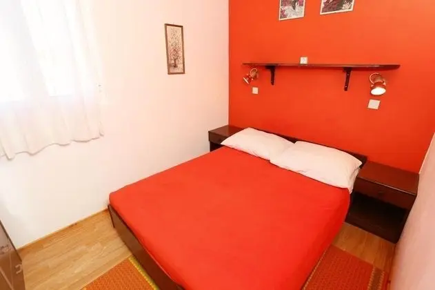 Apart Daire (Ivo - 20m from the sea - A4(2+2))