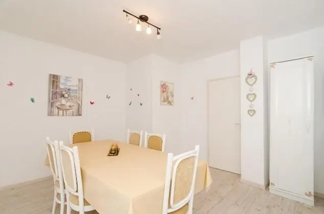 Tek Büyük Yataklı Oda (Double Room with External Private Bat)