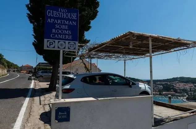 Tek Büyük Yataklı Oda (Double Room with External Private Bat)