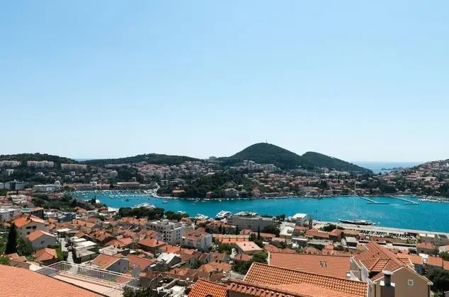 Tek Büyük Yataklı Oda (Double Room with External Private Bat)