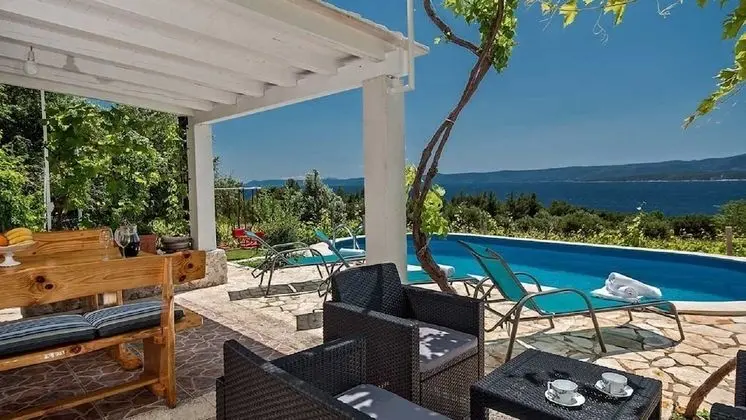 Ev (Ivo - house with pool - H(4+1))
