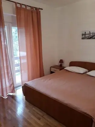 Apart Daire (Ivo - with nice garden - A2(4))