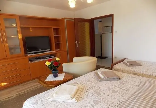 Apart Daire (Ivo - with parking - A1(4+1))