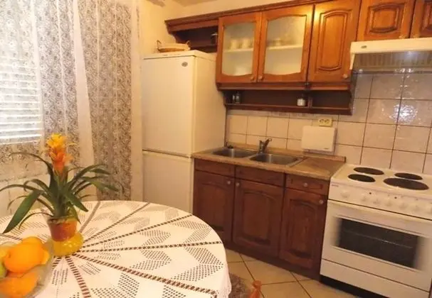 Apart Daire (Ivo - with parking - A2(4) - LOĐA)