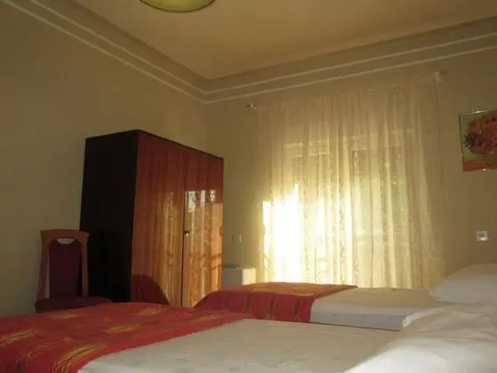 Apart Daire (Ivo - with parking - A2(4+1))