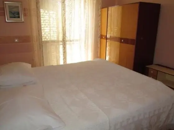 Apart Daire (Ivo - with parking - A2(4+1))