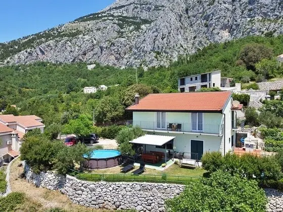 Ev (Nedjeljko - Pool House - H(6+1))