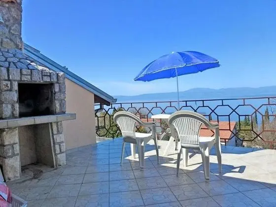 Apart Daire (Ivona - open swimming pool - A1 (4+2))