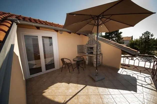 Apart Daire (Ivona - open swimming pool - A2 (2+2))